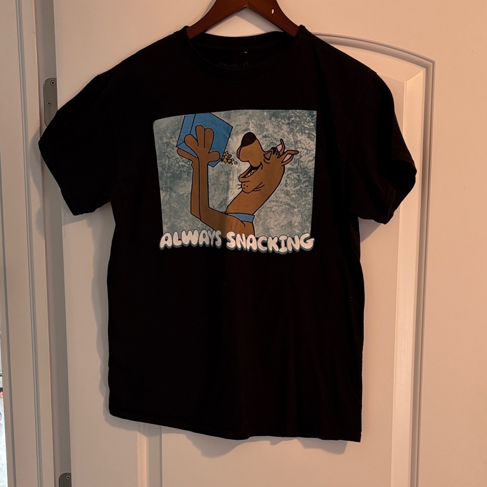 Scooby Doo always snacking t shirt men Medium
